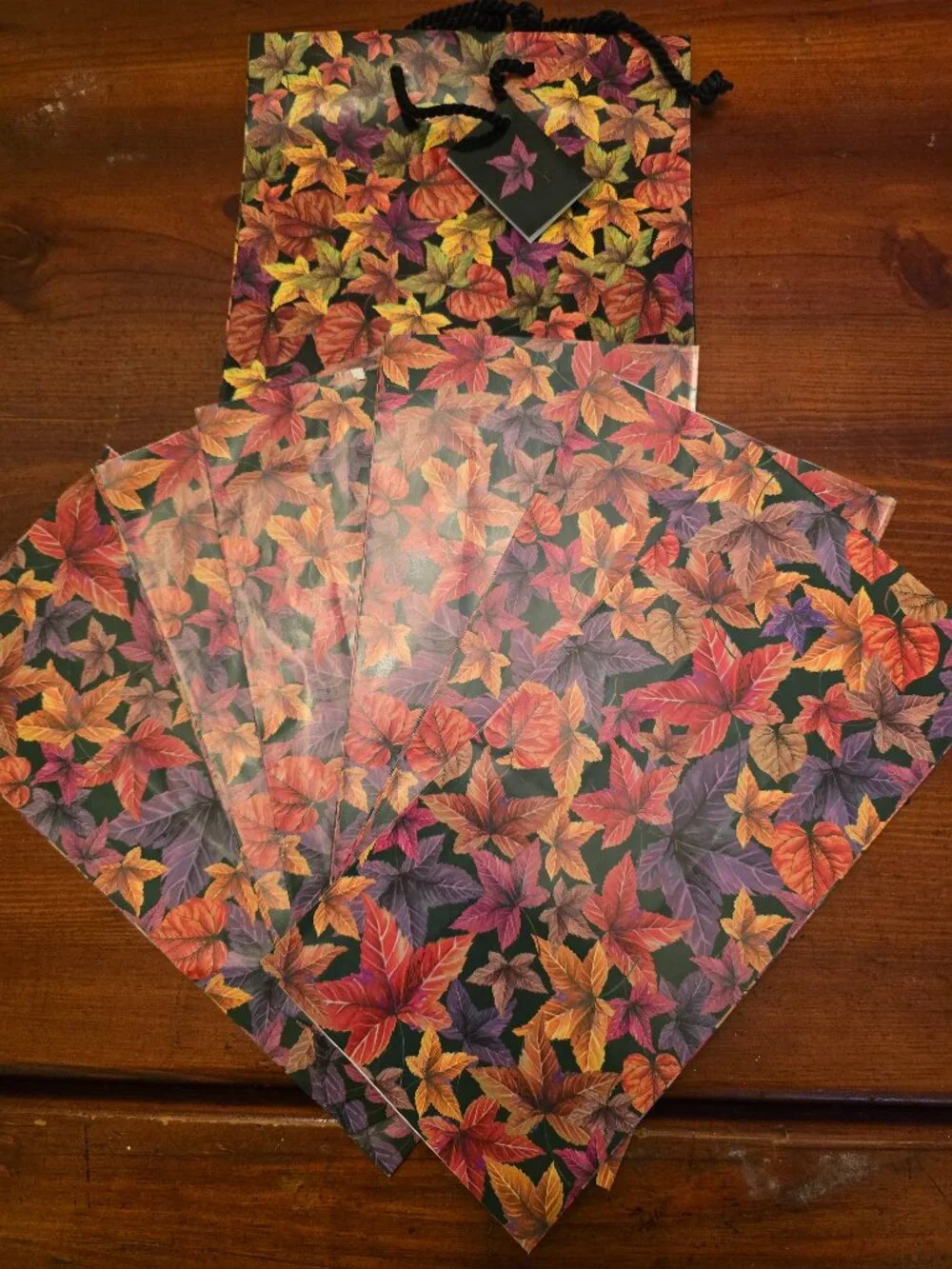 Gift Bags Lot of 8 Fall Leaves Wine Medium